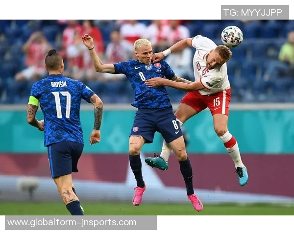 巴尔科拉因伤缺阵托万时隔六年重回法国国家队大名单 巴尔科拉因伤缺阵托万时隔六年重回法国国家队大名单