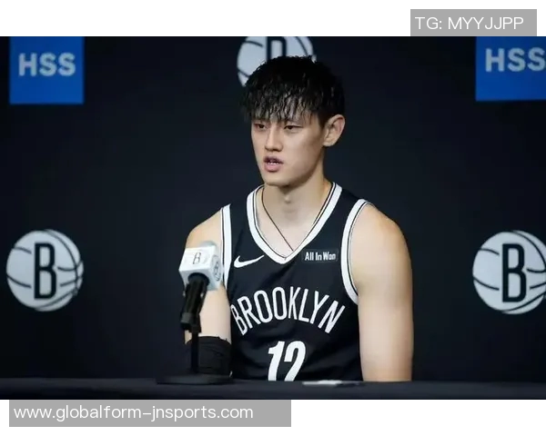 媒体人直言NBA商业本质球迷是衣食父母篮网却将小曾当作吉祥物 媒体人直言NBA商业本质球迷是衣食父母篮网却将小曾当作吉祥物